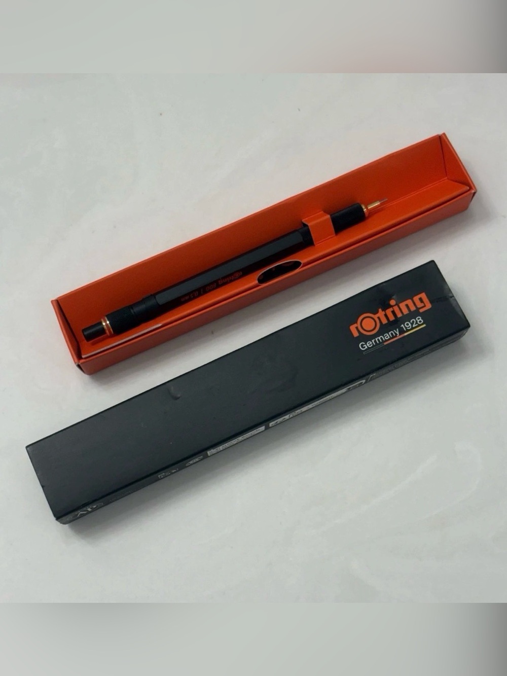 rOtring 800 Drafting Mechanical Pencil 0.5mm HB Metal Black Retractable Tip NEW